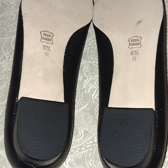 Eric Javits Black Flats 9.5 Narrow - Picture 7 of 16